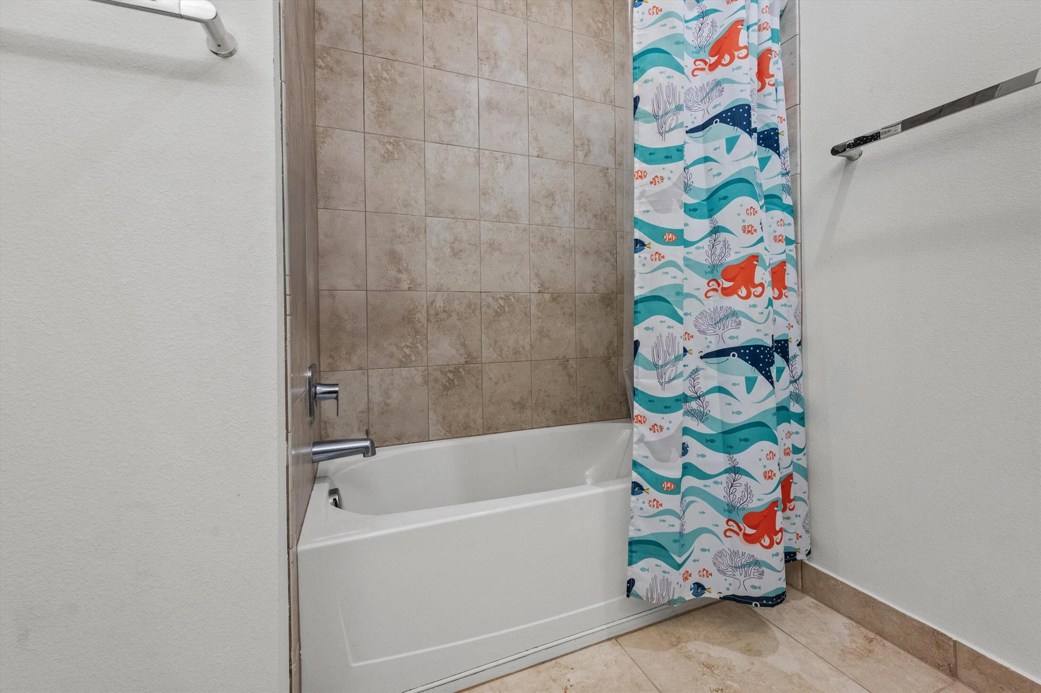 BINKS POINTE - Residential