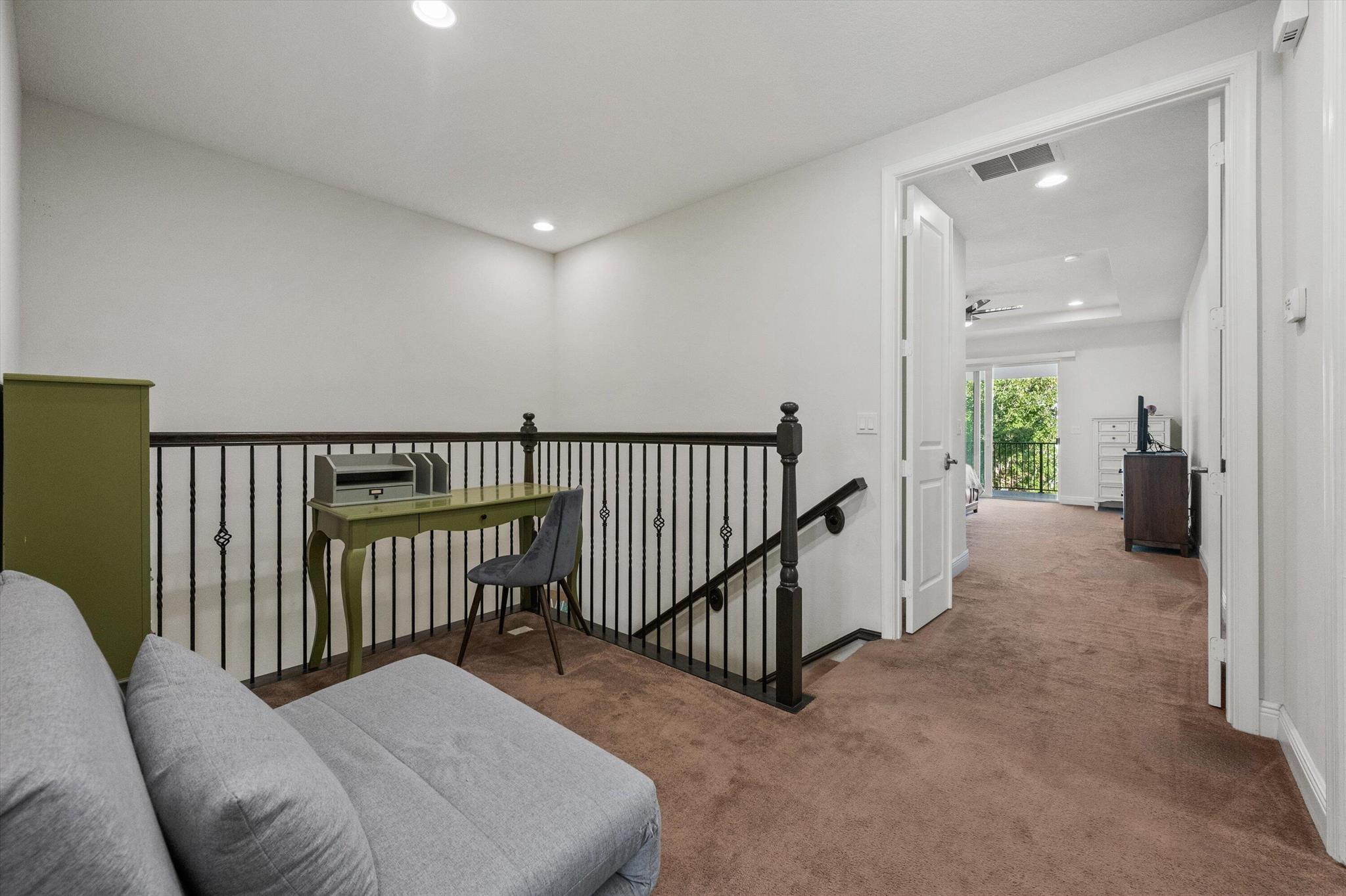 BINKS POINTE - Residential