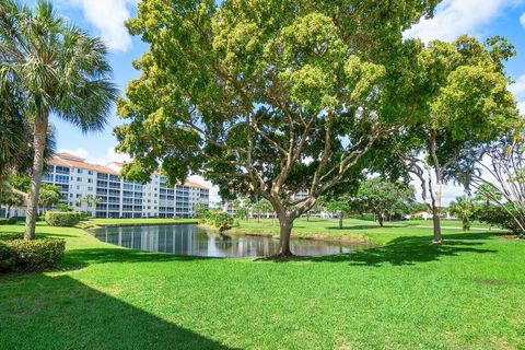 Tiny photo for 17061 Emile Street #5, Boca Raton, FL 33487 (MLS # B26033476)