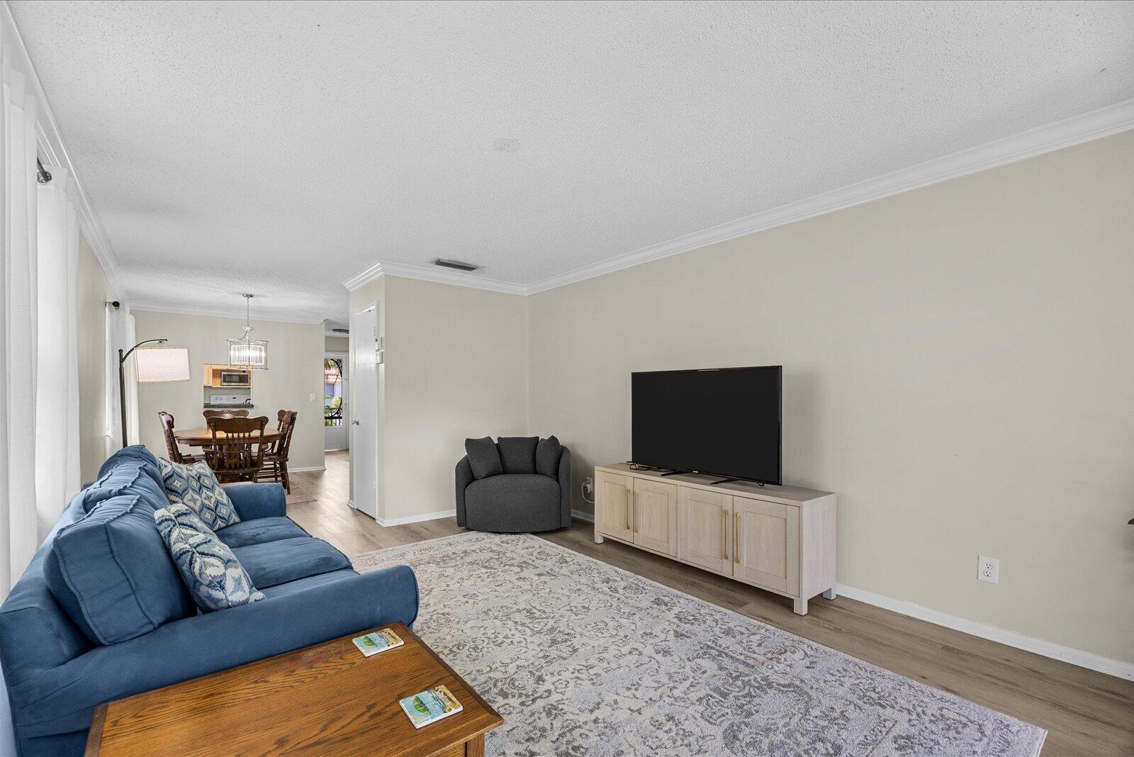 Vista Pines Condo - Residential