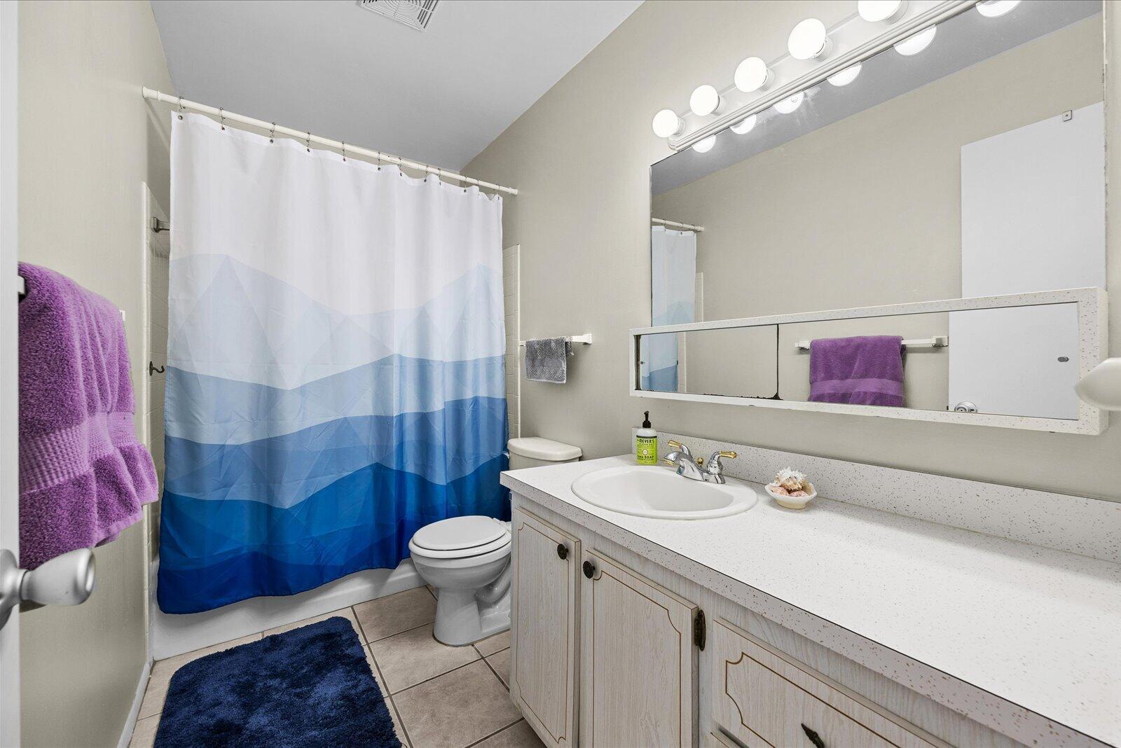 Vista Pines Condo - Residential