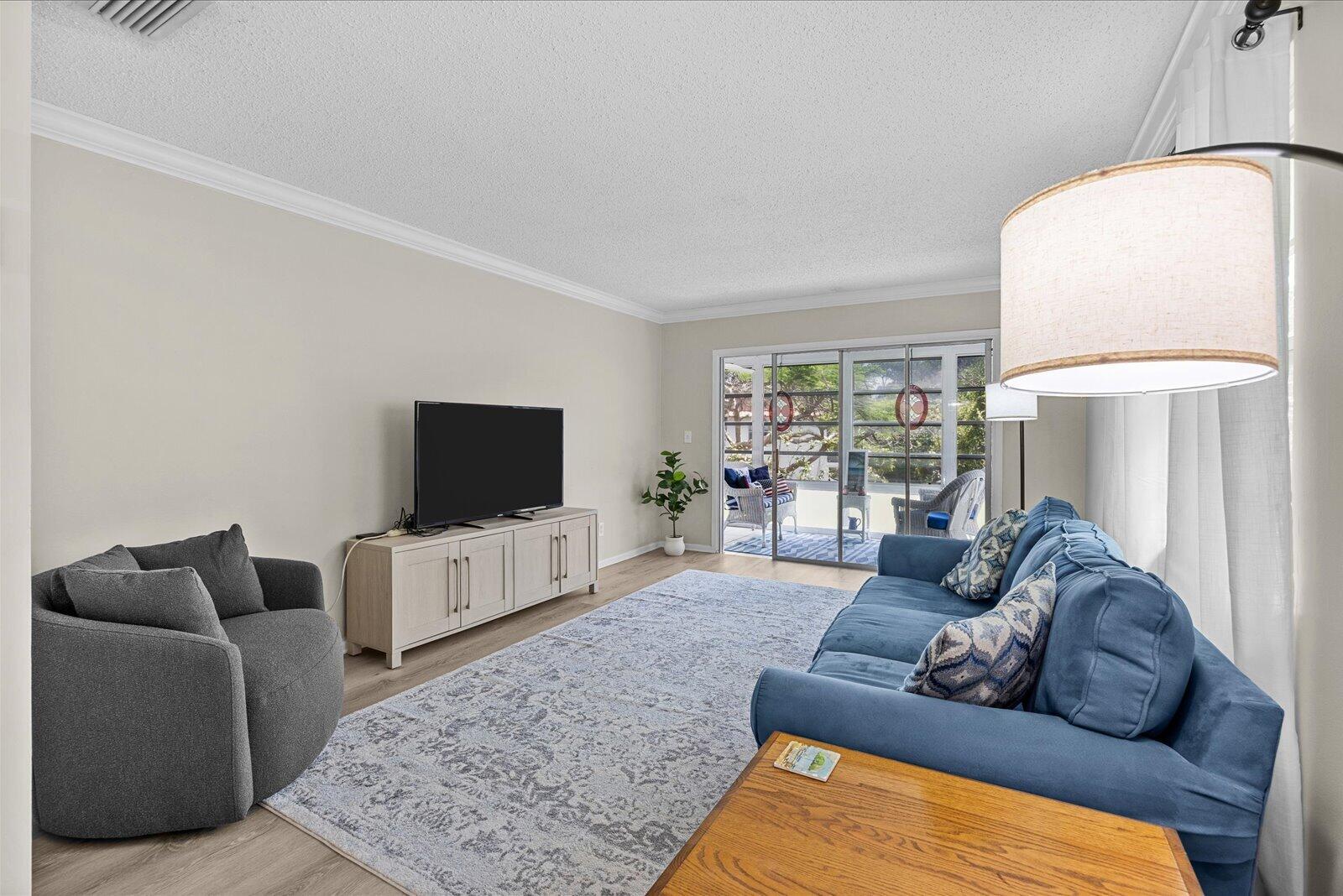 Vista Pines Condo - Residential