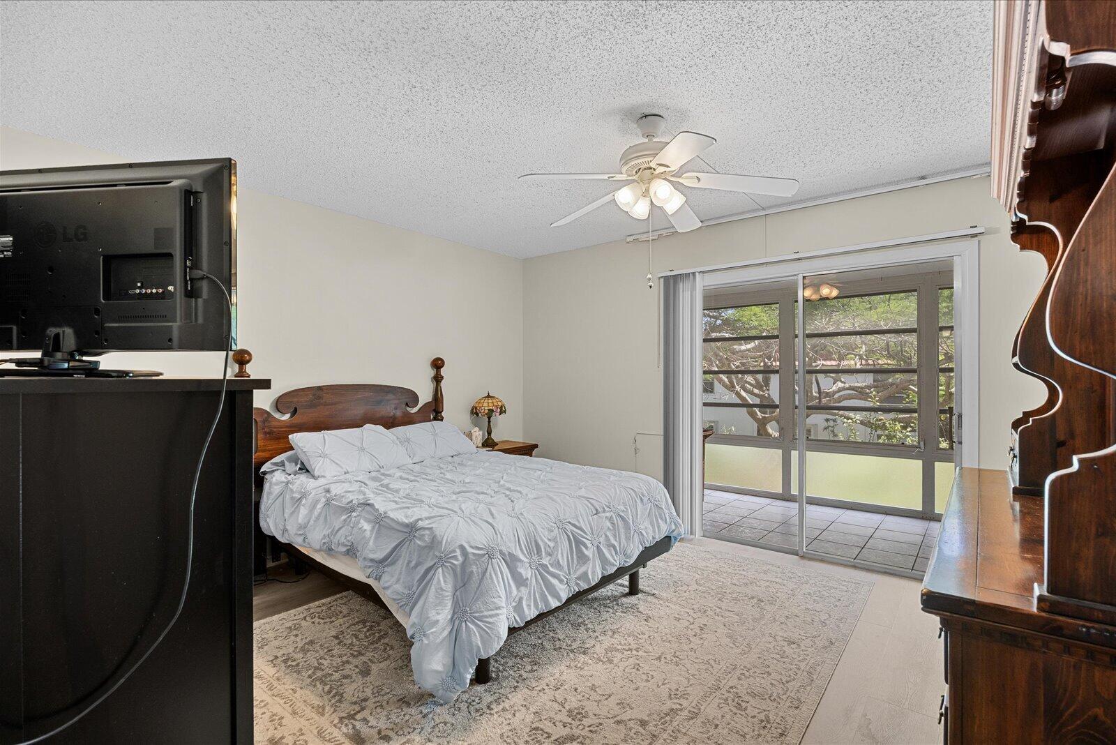 Vista Pines Condo - Residential