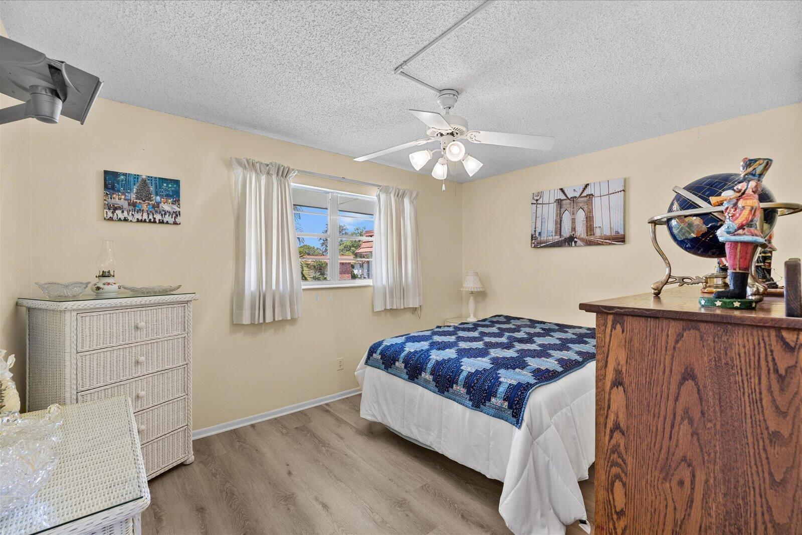 Vista Pines Condo - Residential