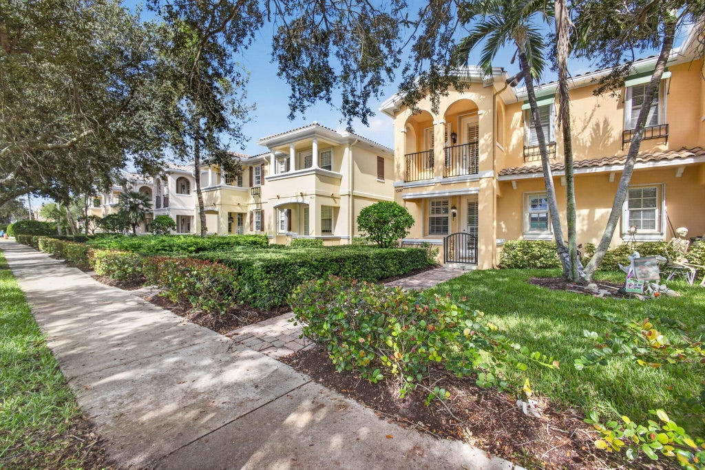 Photo of 1597 JEAGA Drive, Jupiter, FL 33458 (MLS # B26091936)