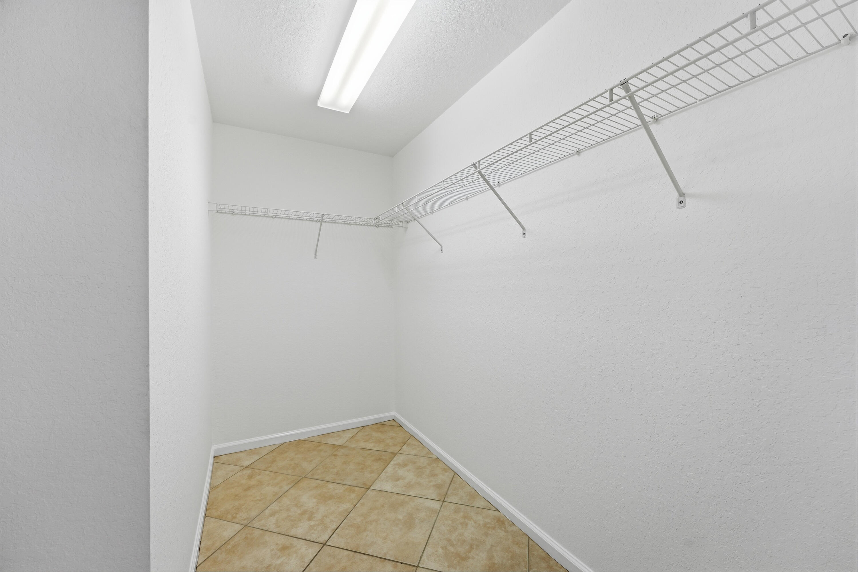 THOUSAND OAKS - Residential