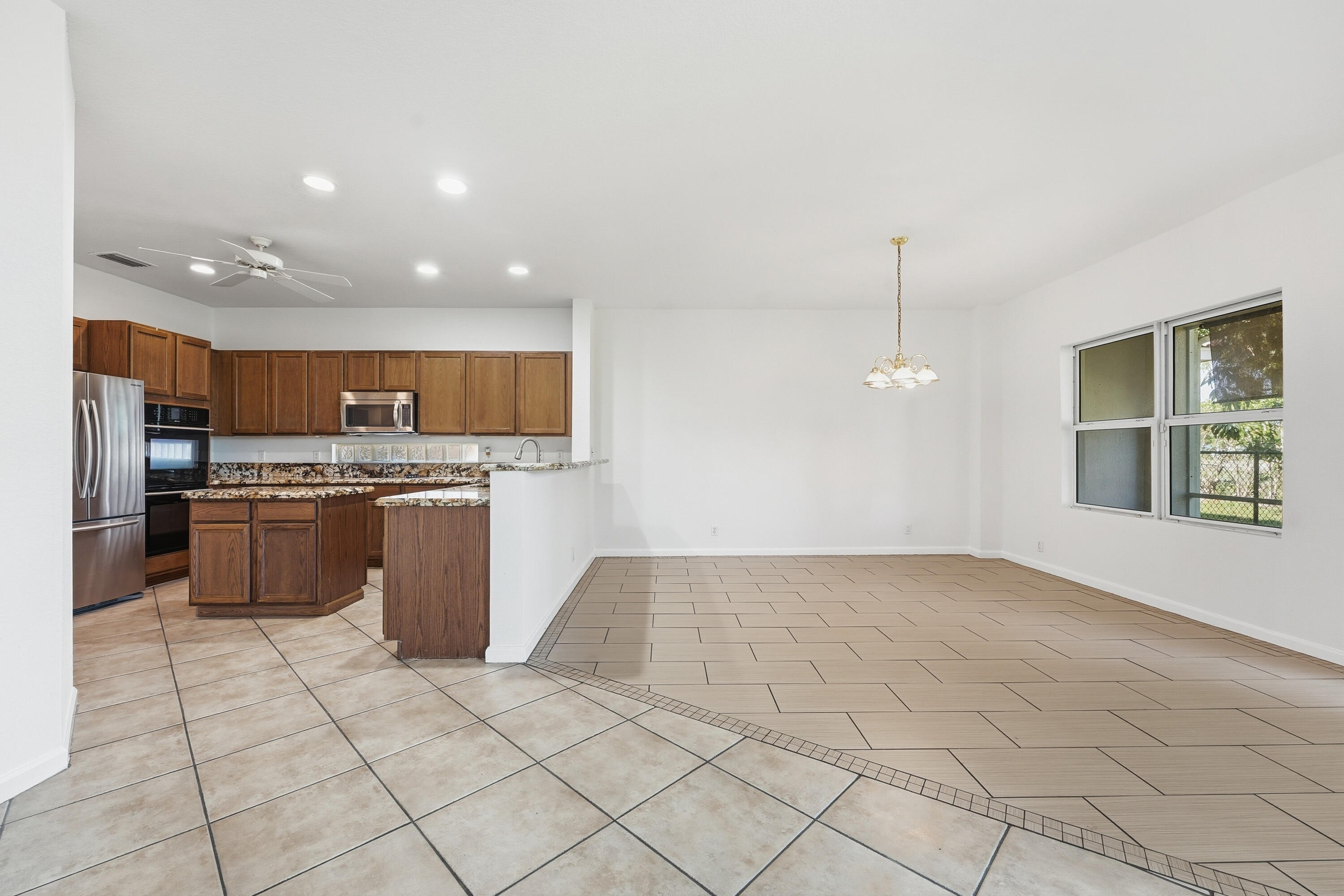 THOUSAND OAKS - Residential