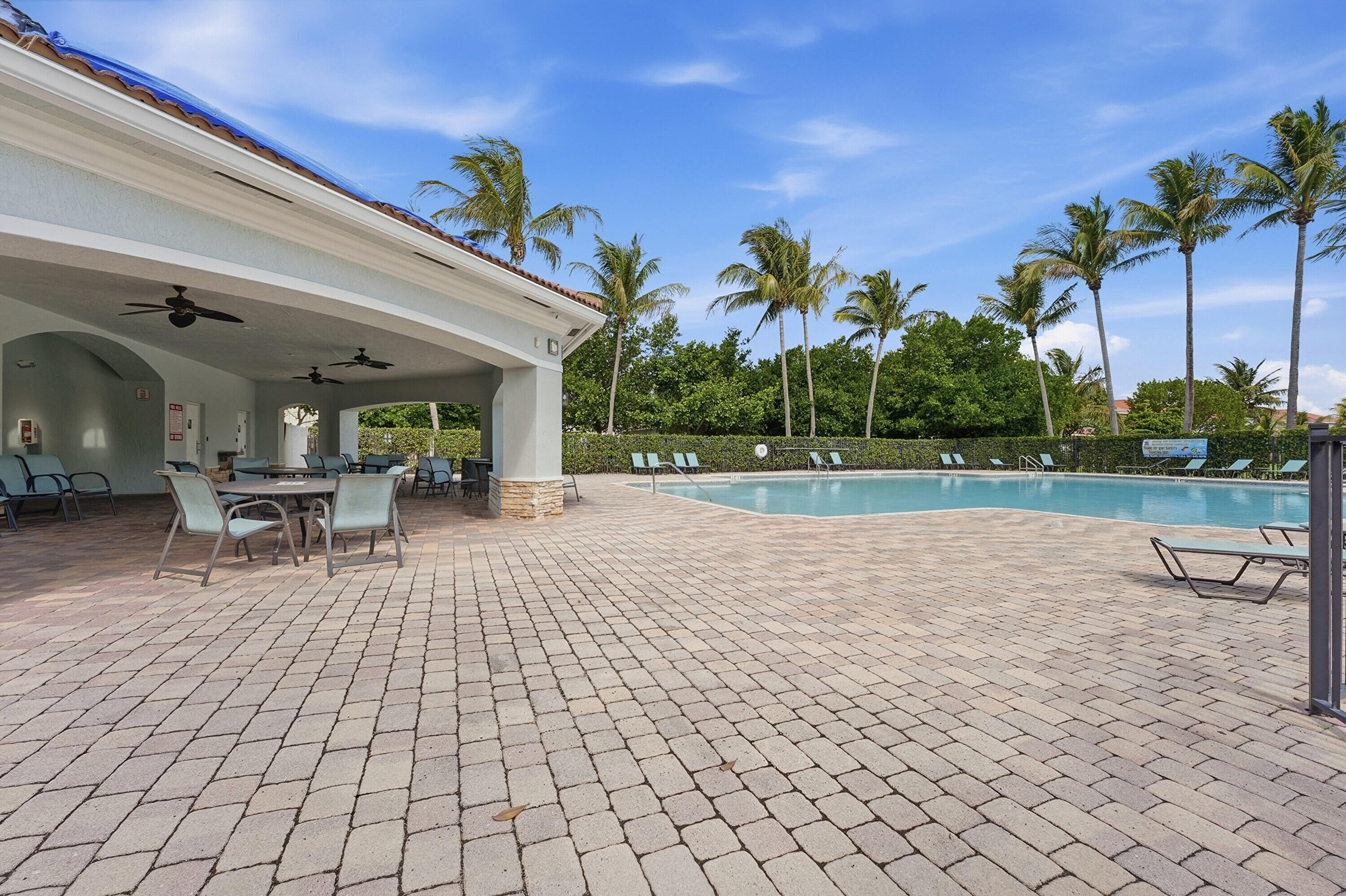 THOUSAND OAKS - Residential