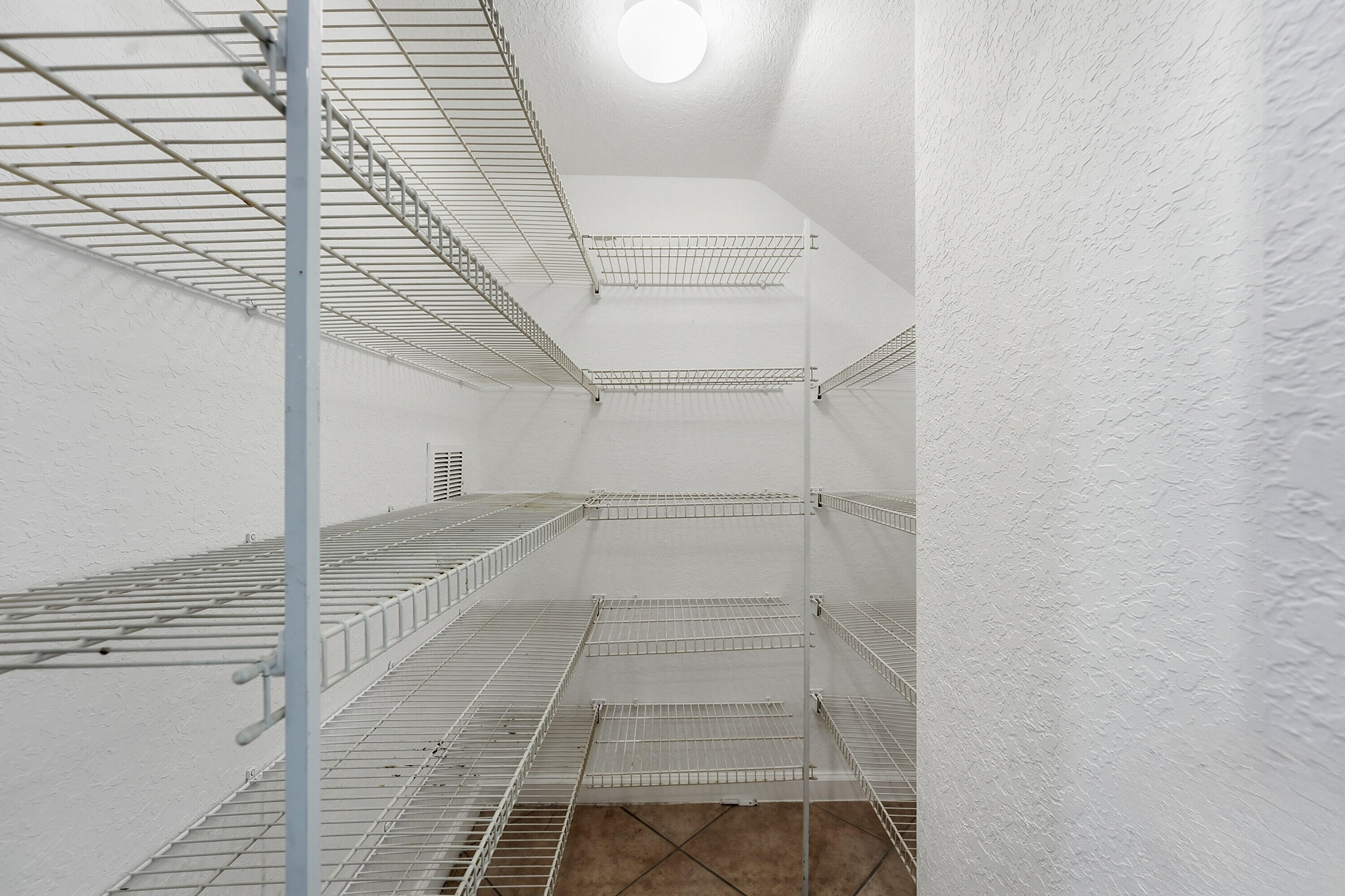 THOUSAND OAKS - Residential