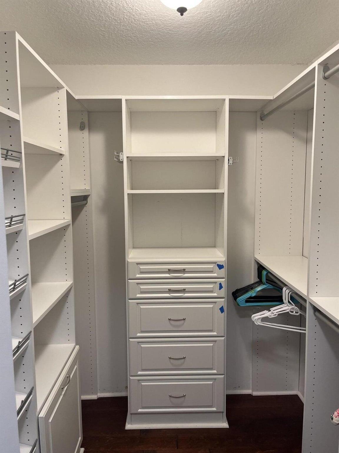 SUN VALLEY 2 - Residential Lease