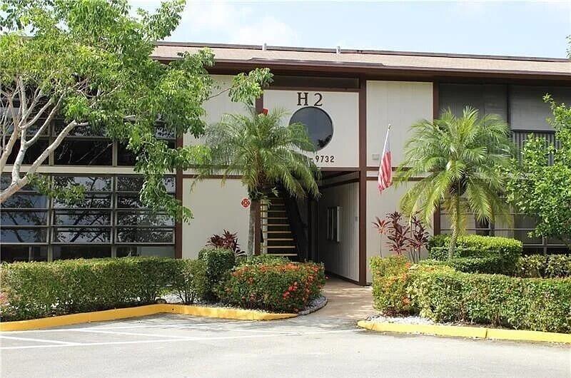 BELFORT CONDOMINIUM H - Residential Lease