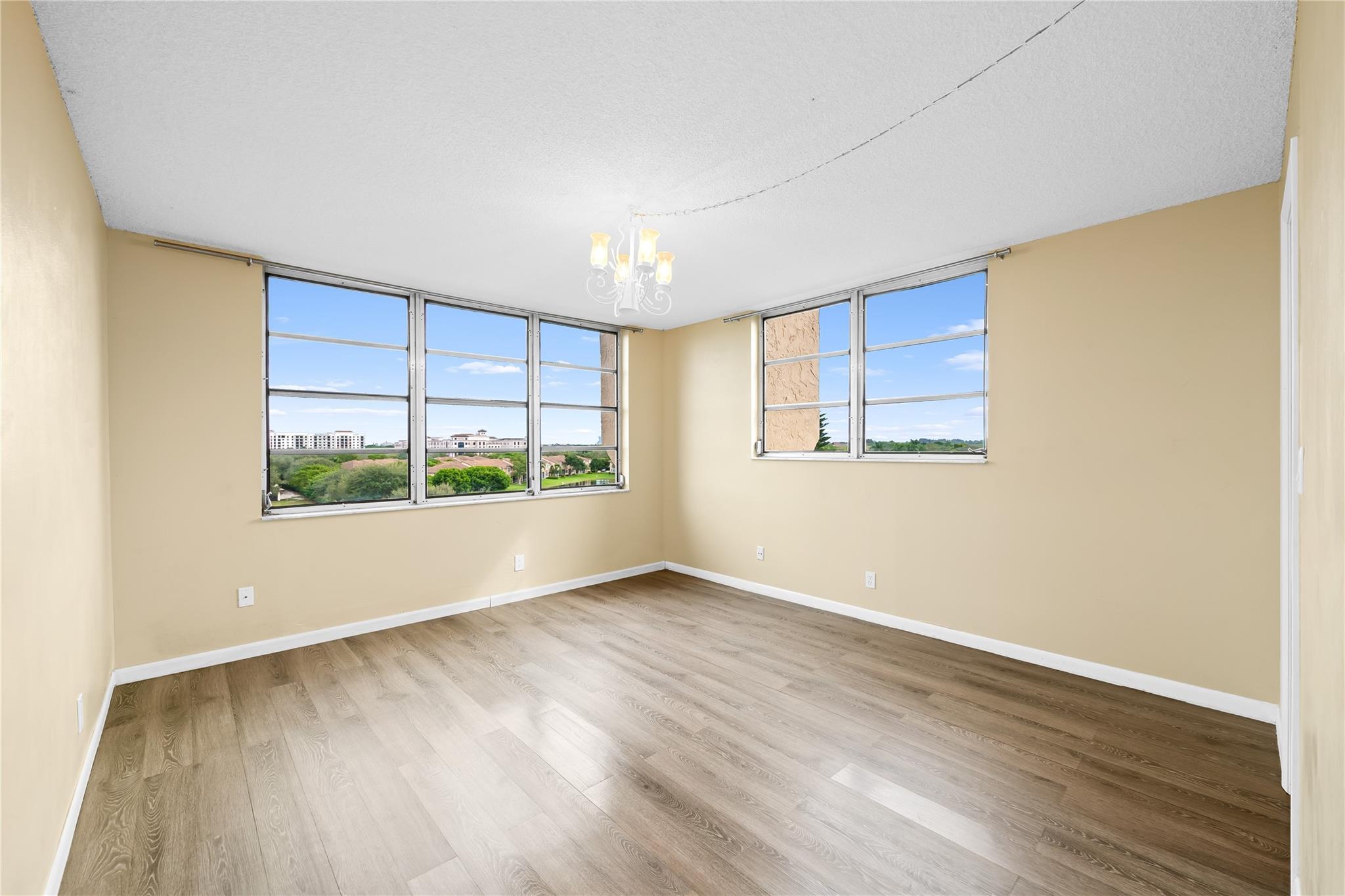 Rolling Hills Condominium - Residential