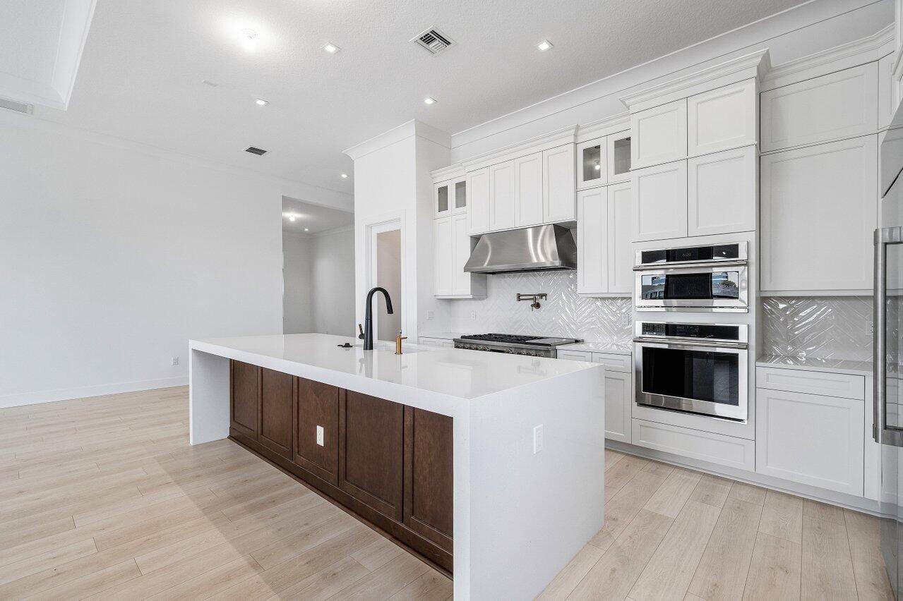 ARTISTRY REPLAT - Residential Lease