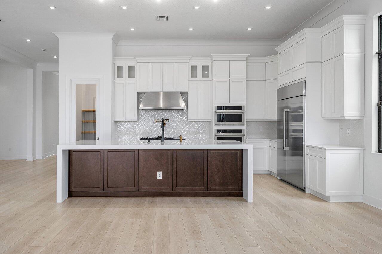 ARTISTRY REPLAT - Residential Lease