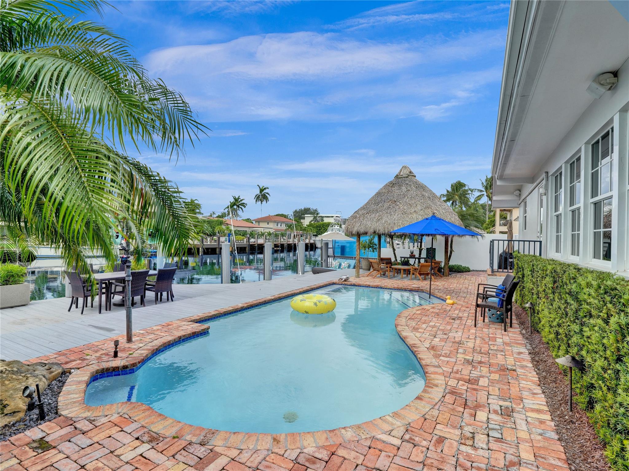 RIO VISTA ISLES - Residential