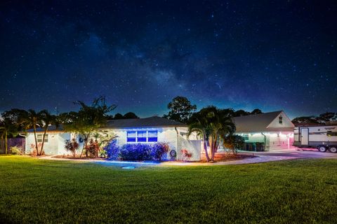 A home in Port St Lucie