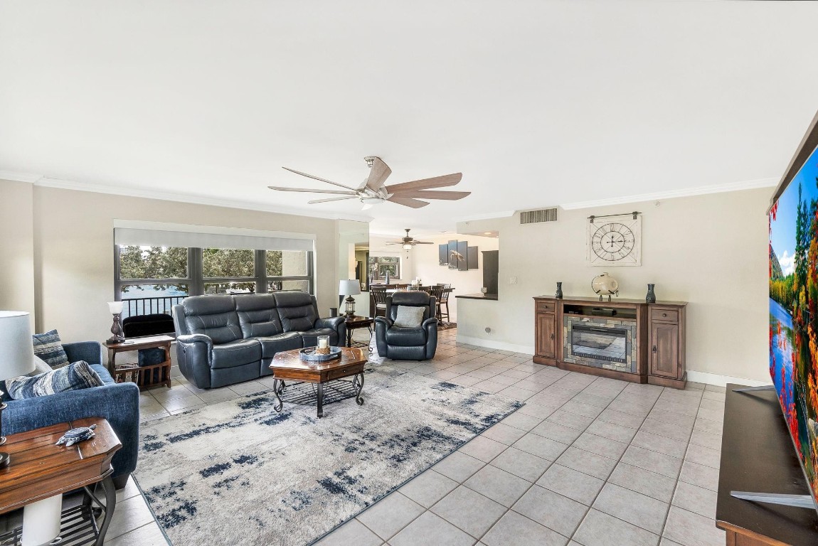 3200 Port Royale Drive 112