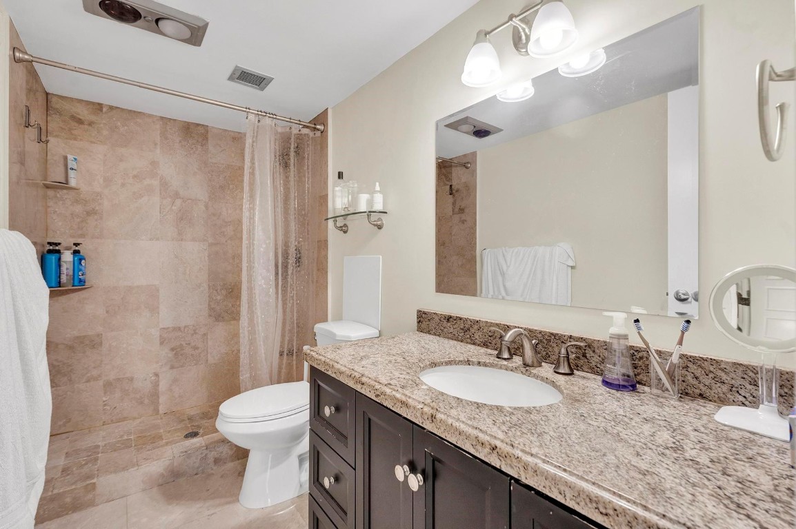 Hemispheres condo - Residential Lease