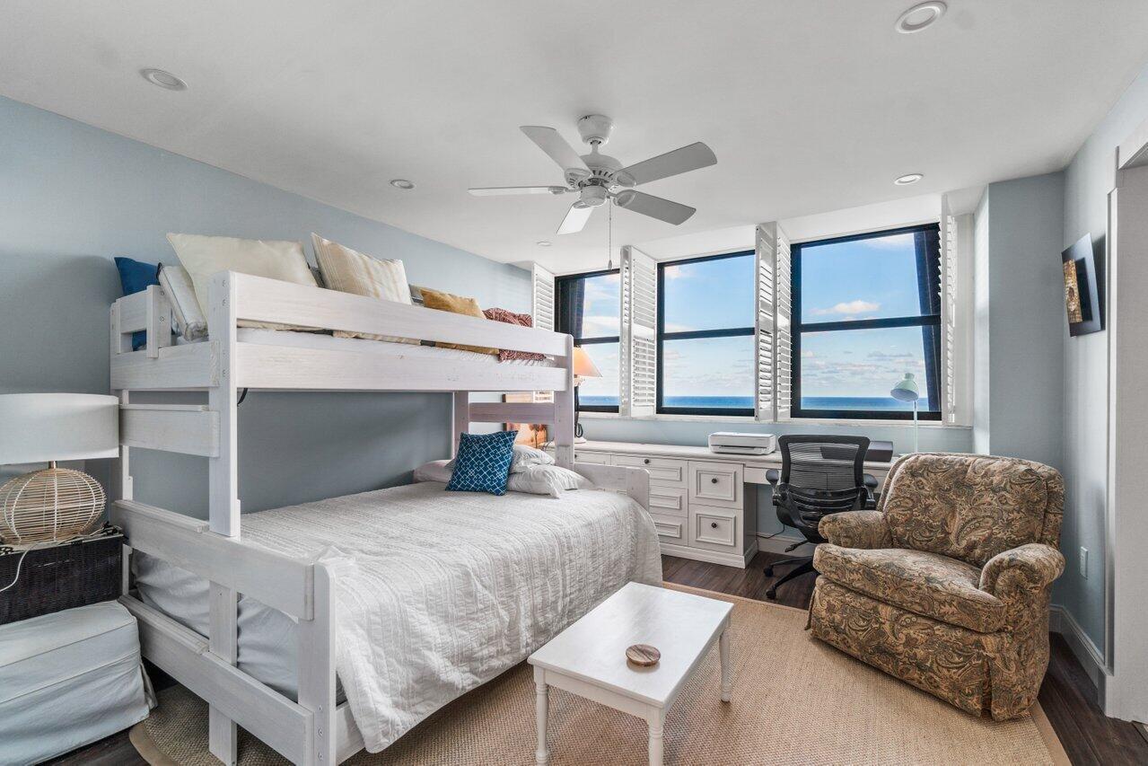 The Palm Beach House - Residential Lease