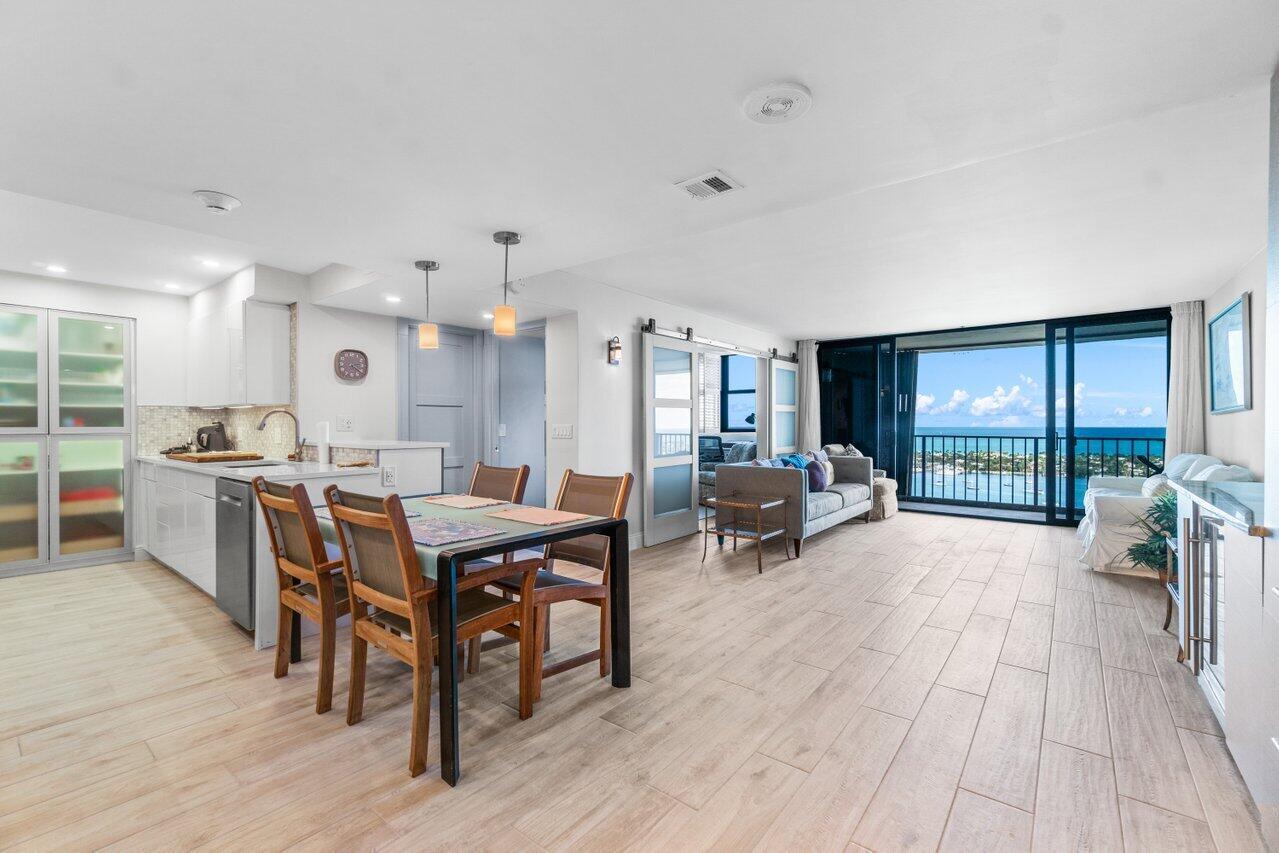 The Palm Beach House - Residential Lease