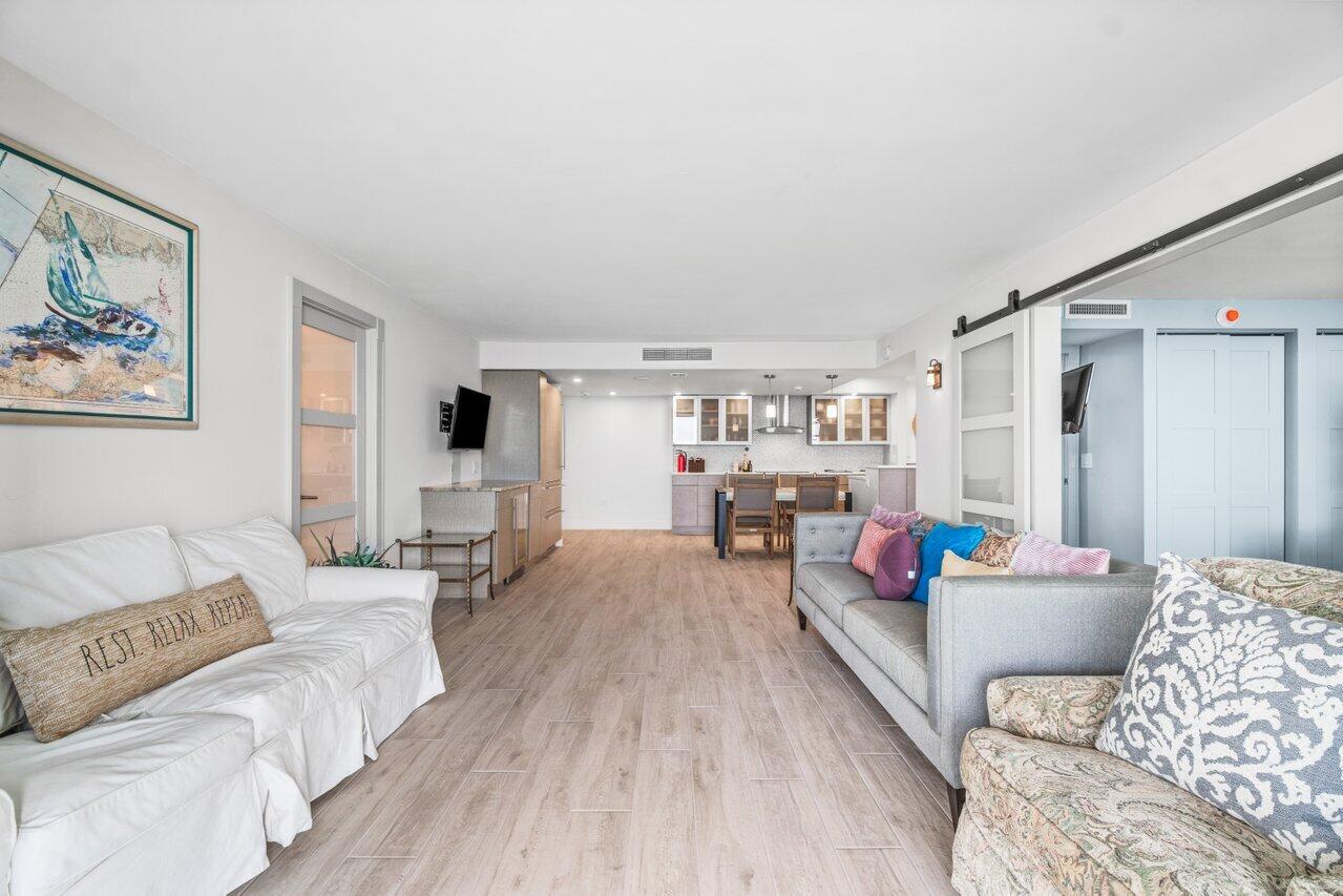 The Palm Beach House - Residential Lease