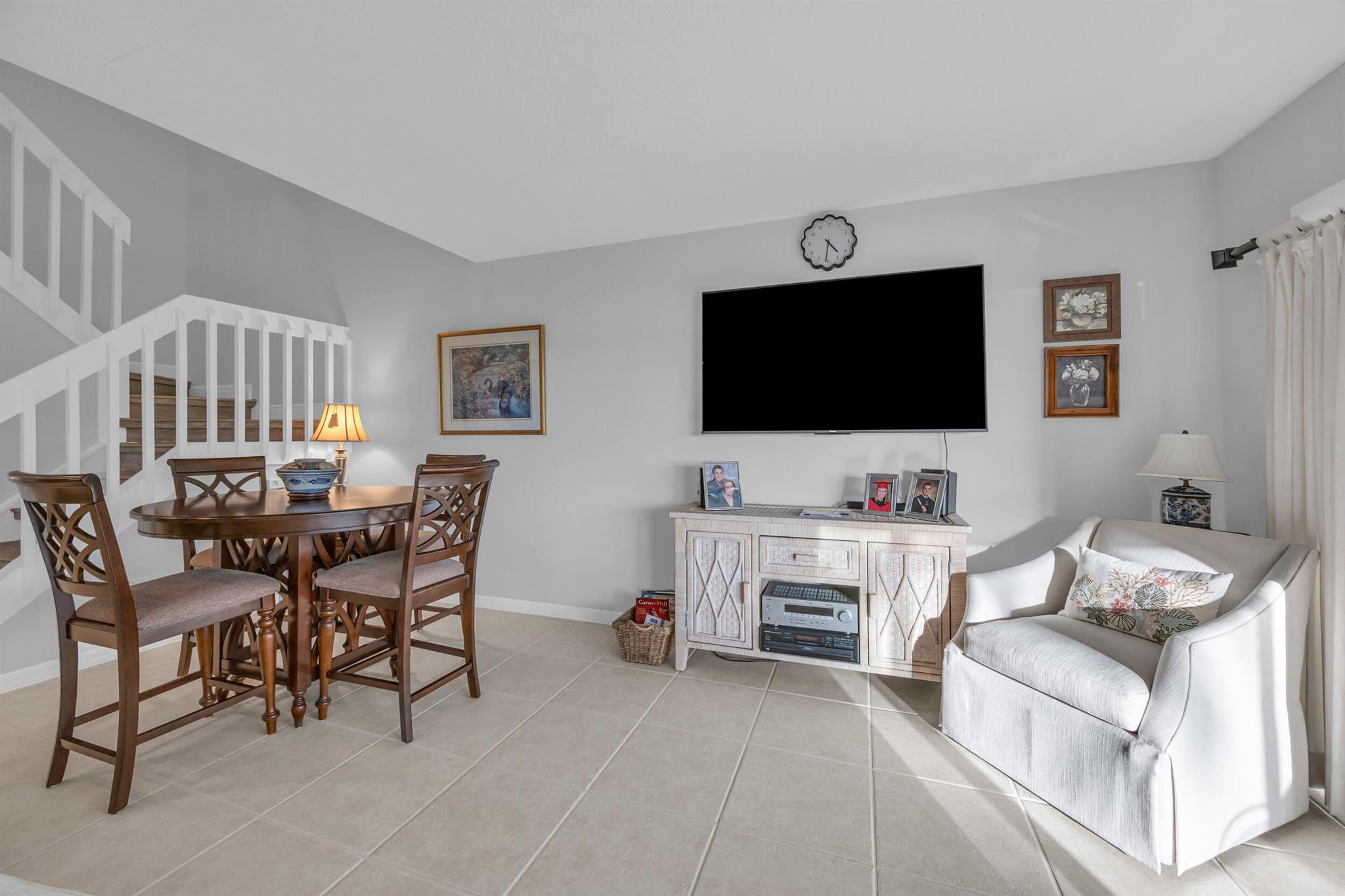 TARPON BAY MOORINGS - Residential