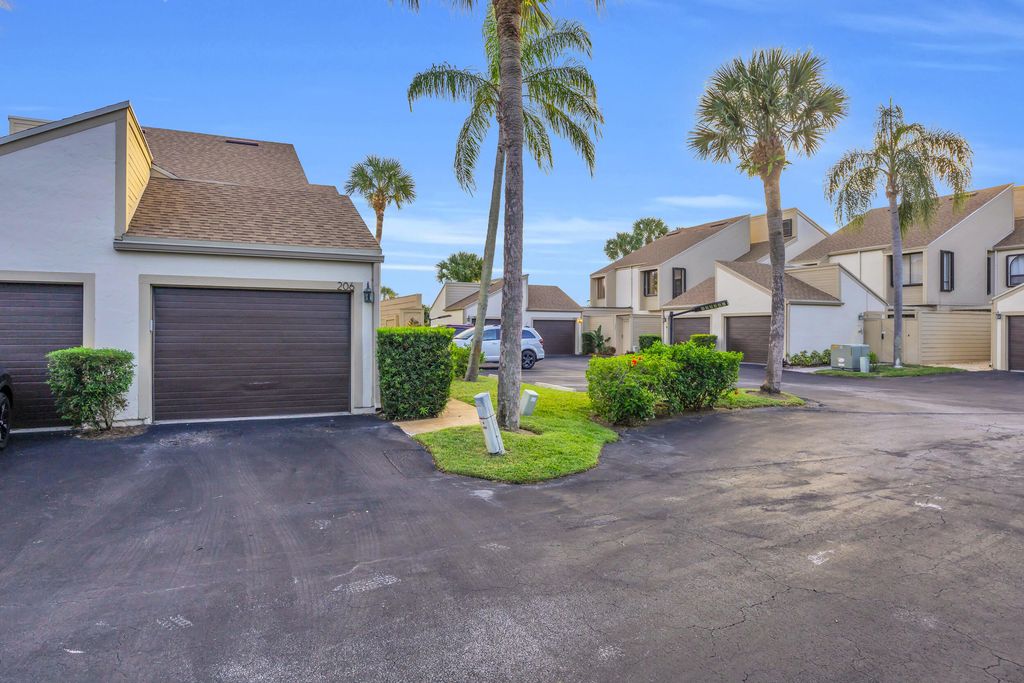 Photo of 1102 SE Mitchell Avenue #206, Port Saint Lucie, FL 34952 (MLS # R11138645)