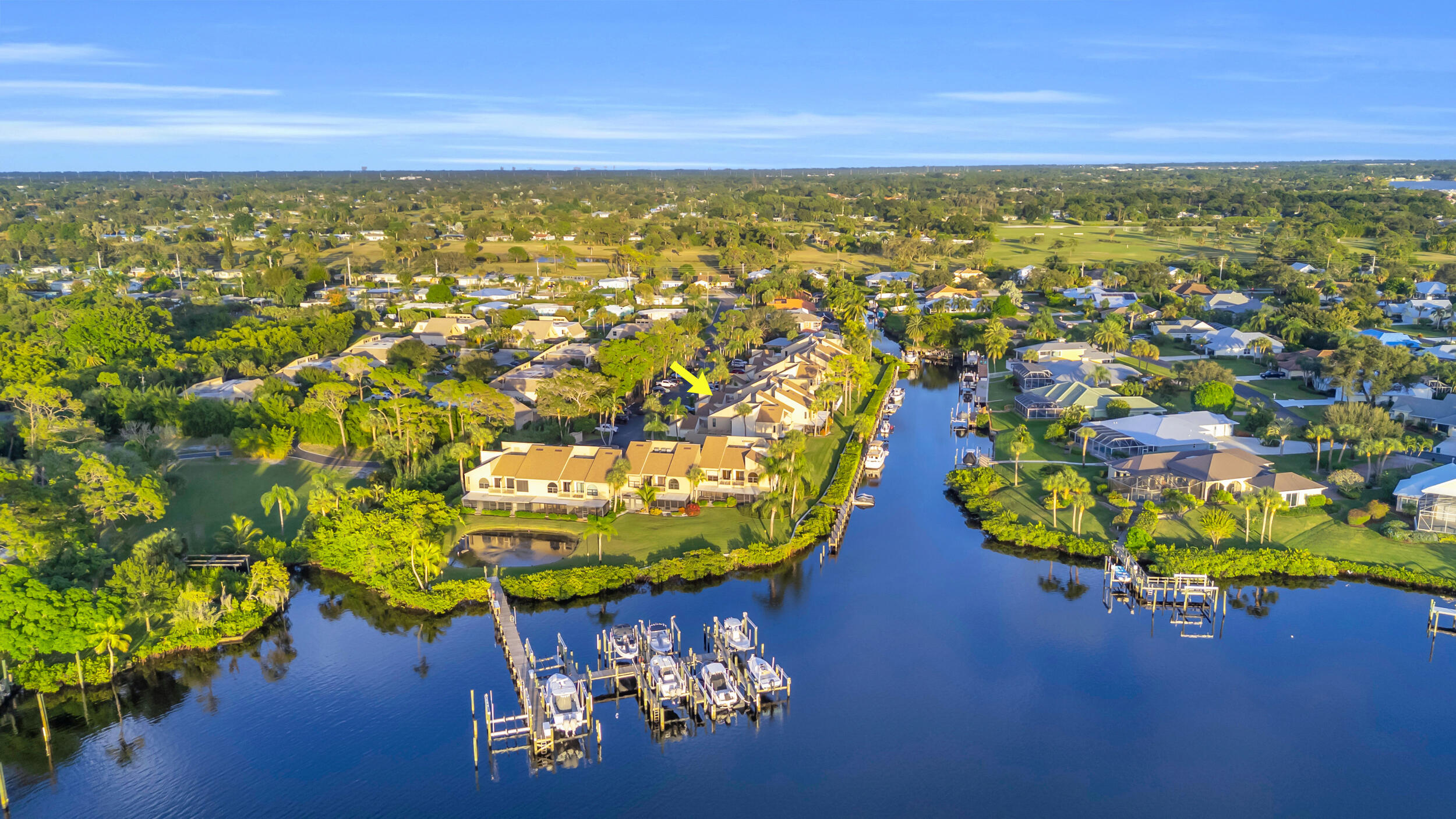 TARPON BAY MOORINGS - Residential