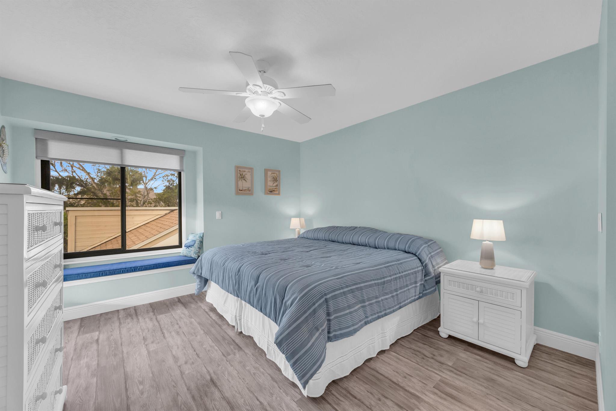 TARPON BAY MOORINGS - Residential