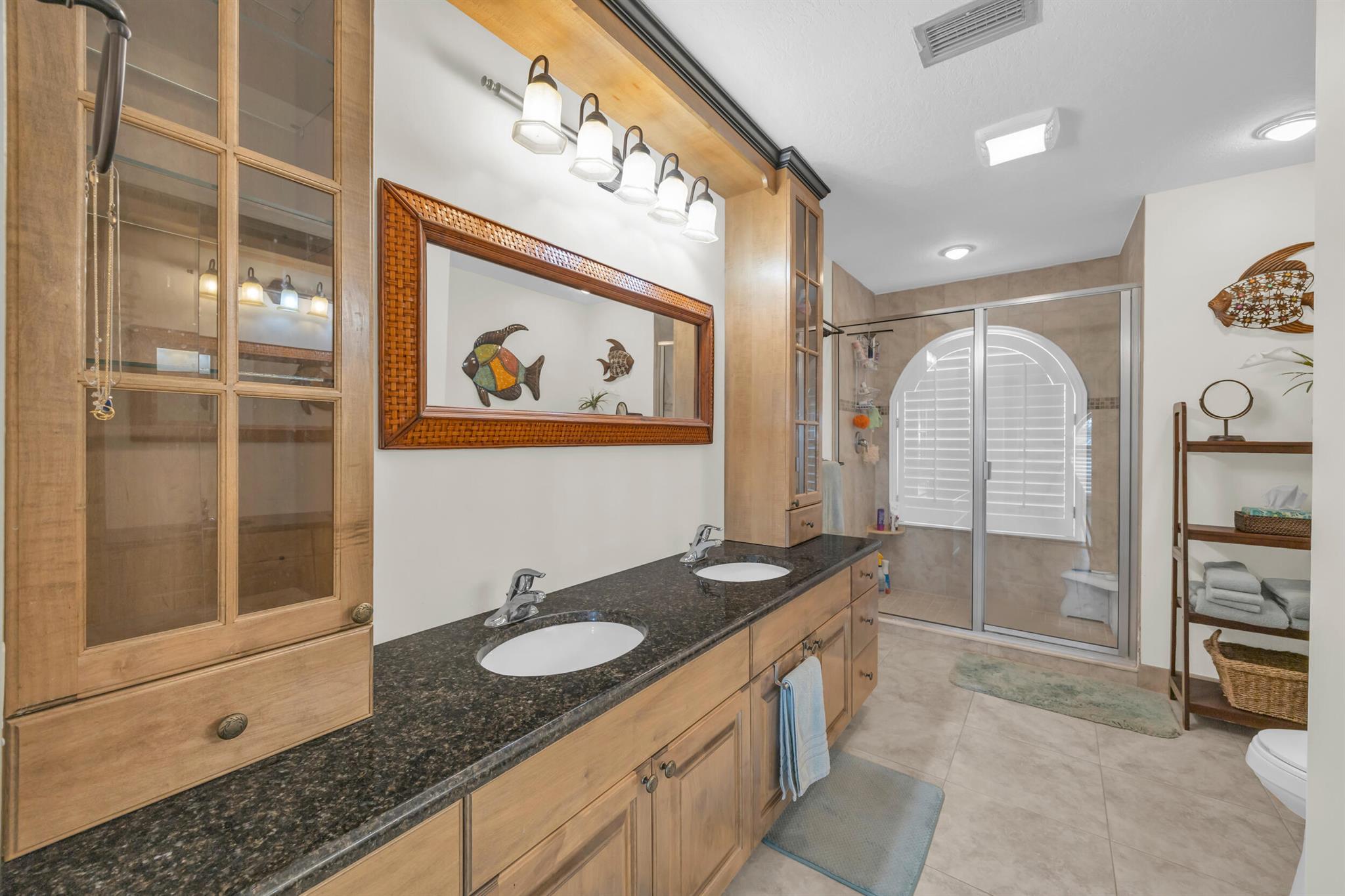 TARPON BAY MOORINGS - Residential