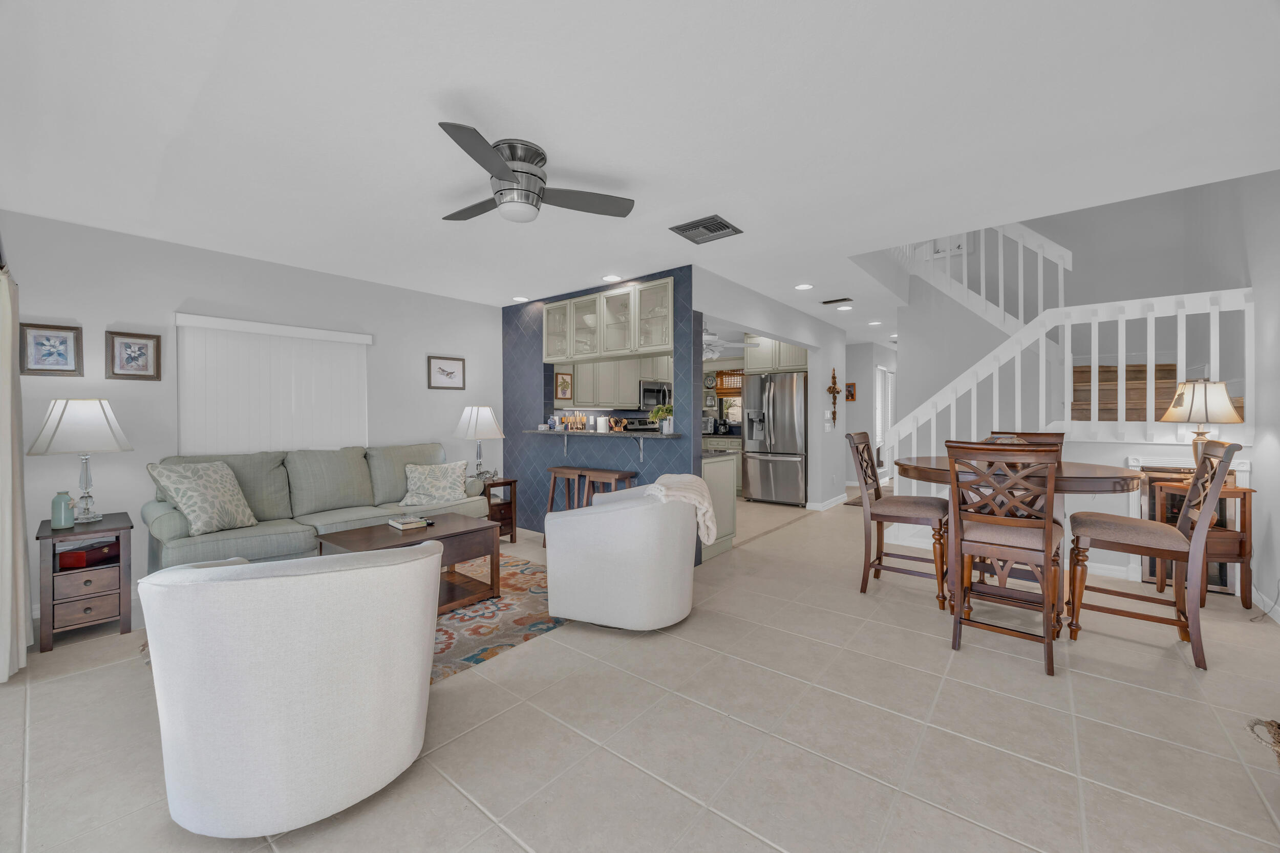 TARPON BAY MOORINGS - Residential