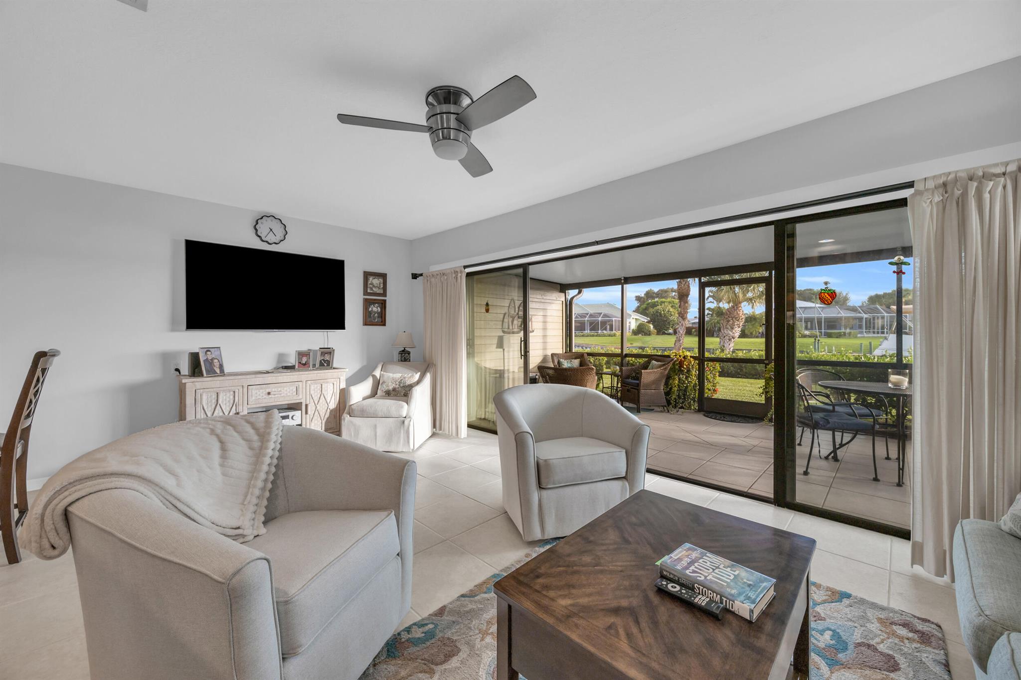 TARPON BAY MOORINGS - Residential