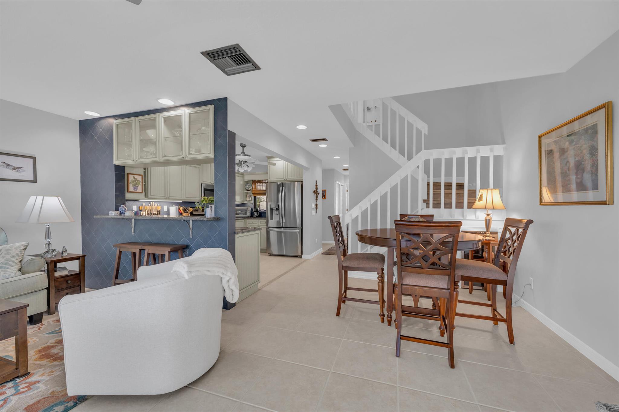 TARPON BAY MOORINGS - Residential