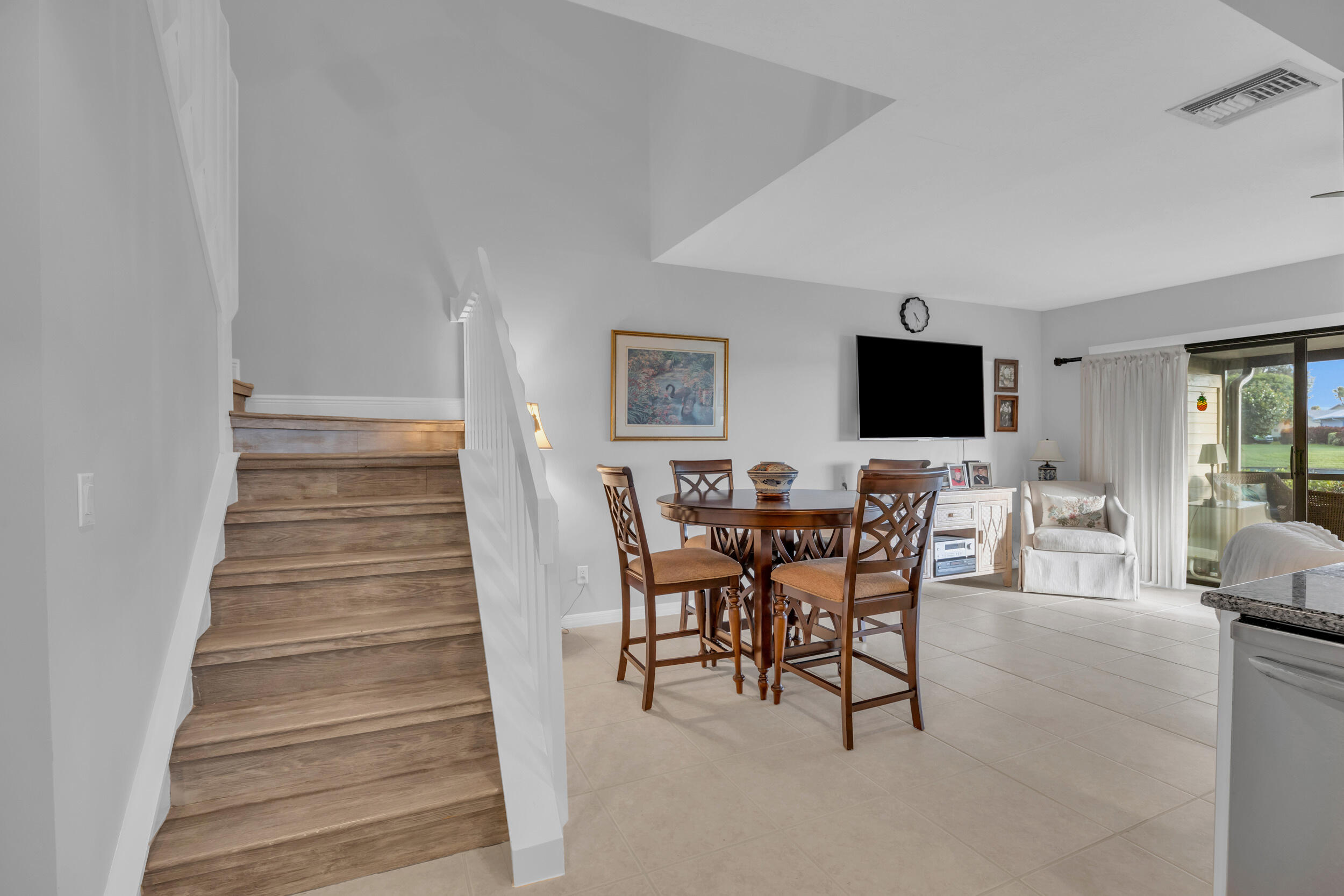 TARPON BAY MOORINGS - Residential