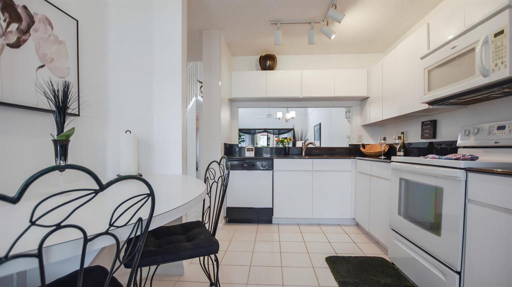 Fairway Views - Residential