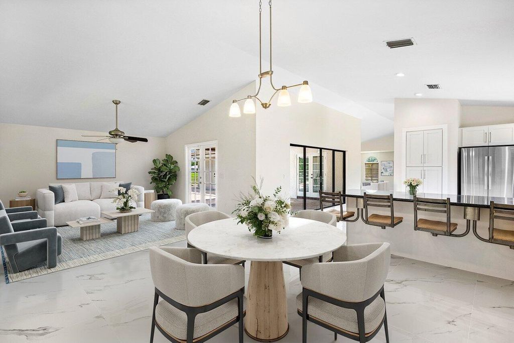 Photo of 9085 Talway Circle, Boynton Beach, FL 33472 (MLS # R11095257)