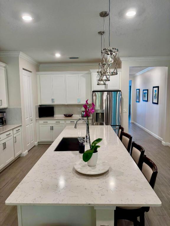 CRESTWOOD NORTH - Residential