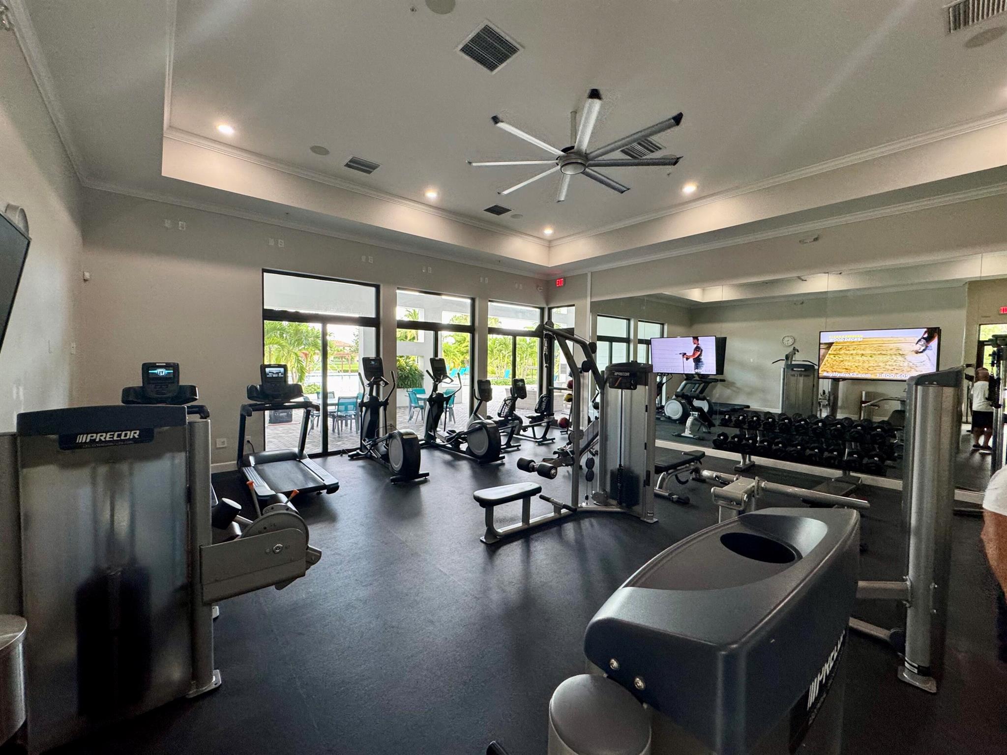 CRESTWOOD NORTH - Residential