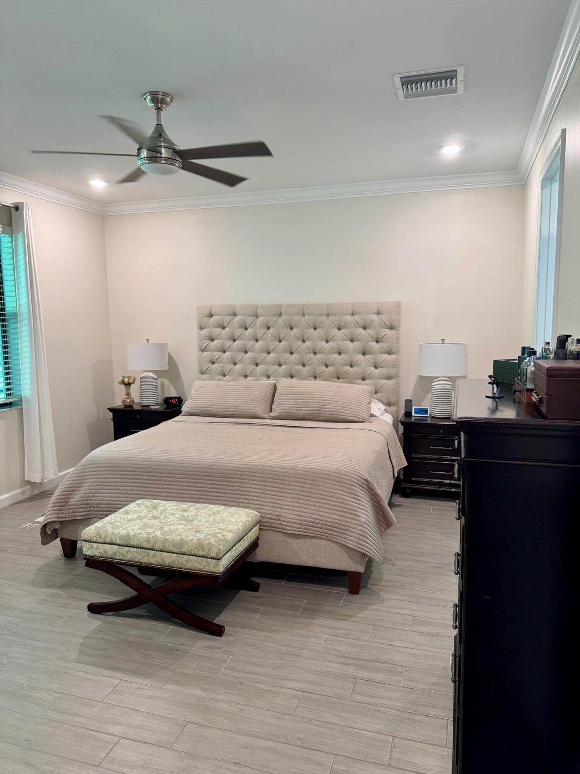 CRESTWOOD NORTH - Residential