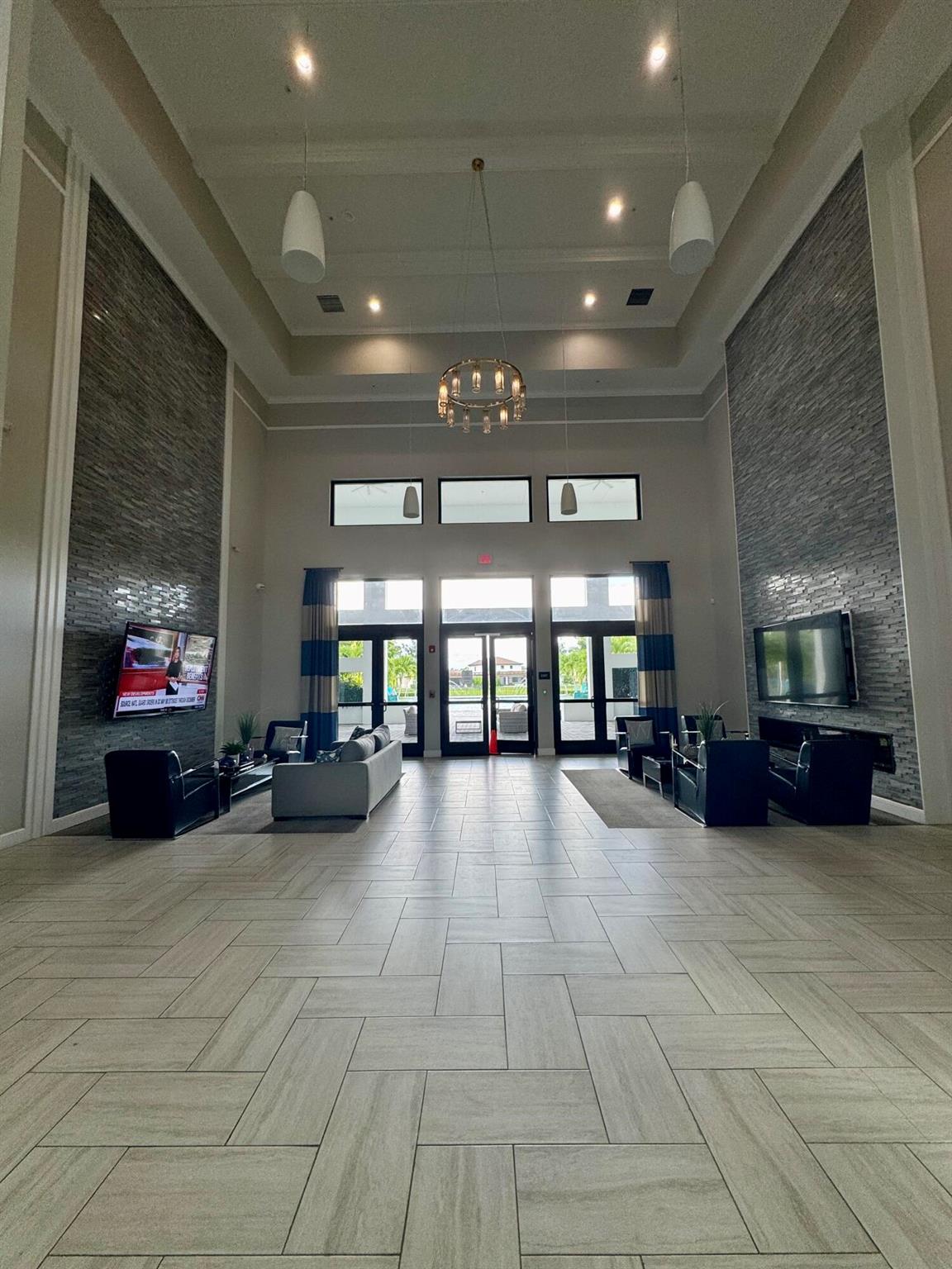 CRESTWOOD NORTH - Residential