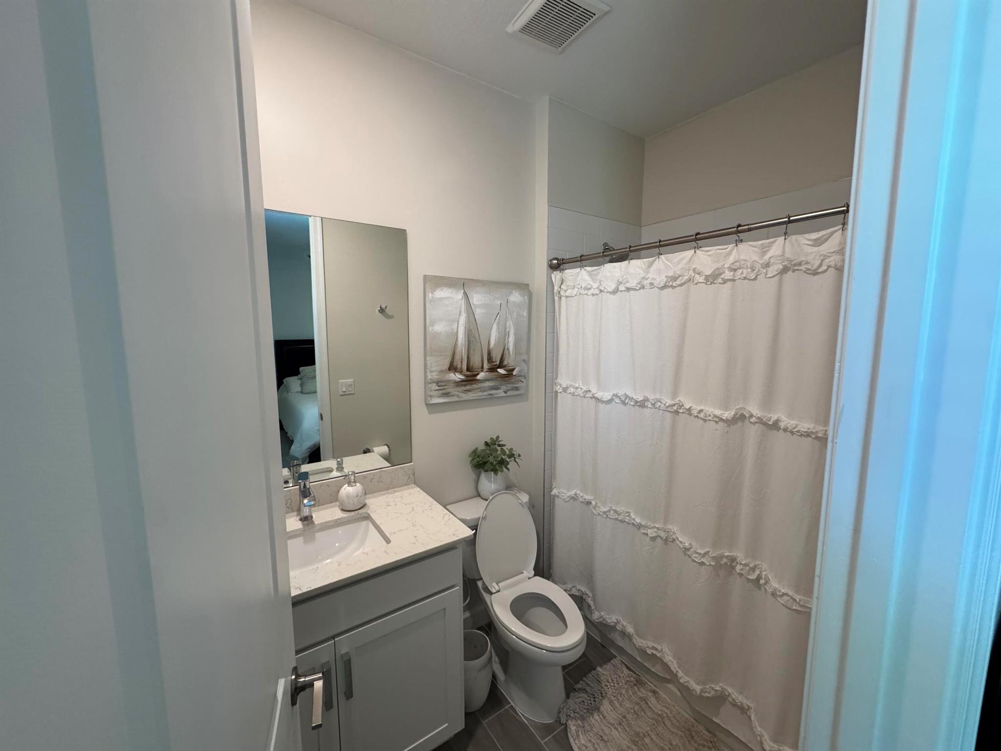 CRESTWOOD NORTH - Residential