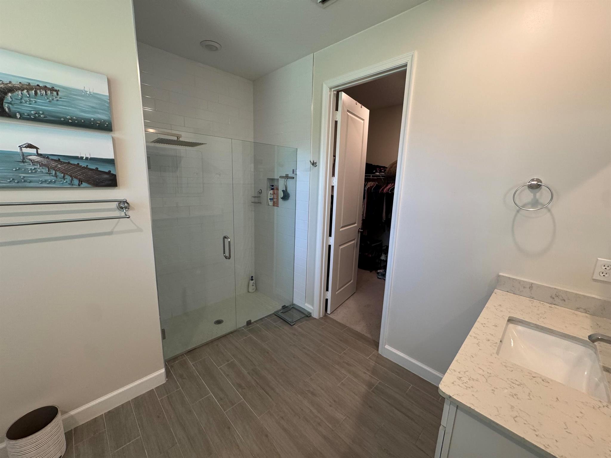 CRESTWOOD NORTH - Residential