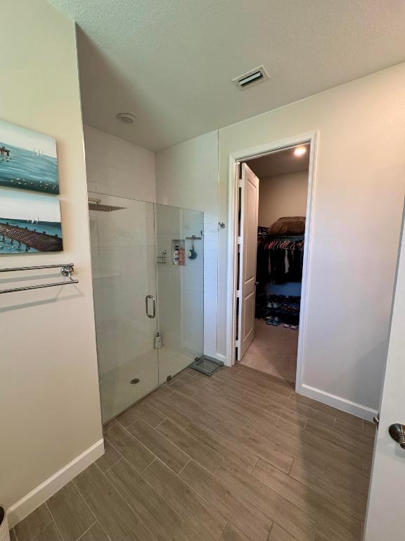 CRESTWOOD NORTH - Residential