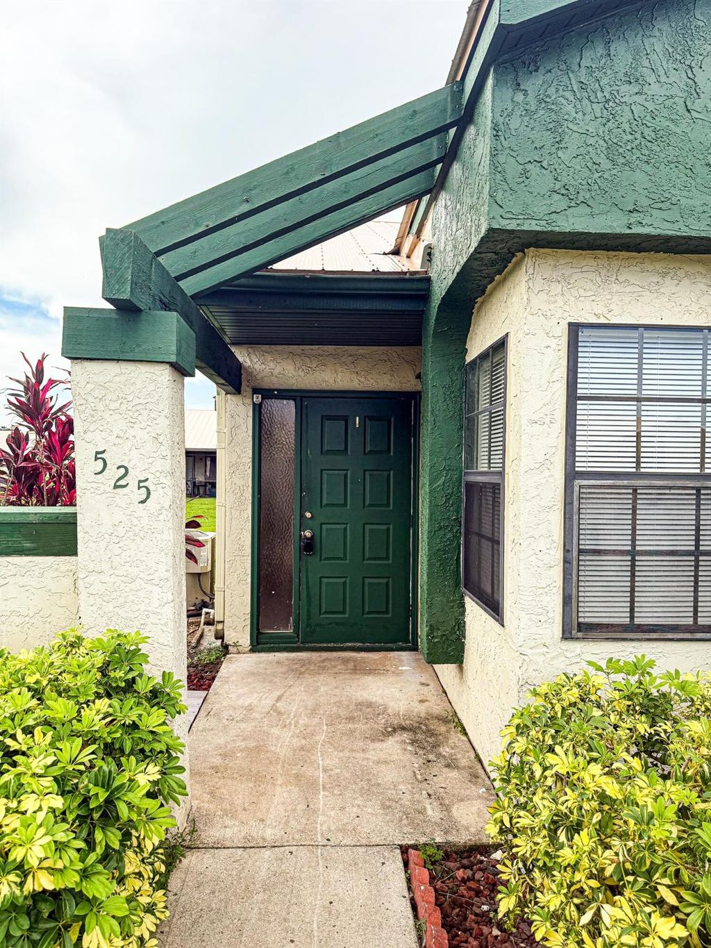 Photo of 525 SW Sara Boulevard, Port St Lucie, FL 34953 (MLS # R11099151)