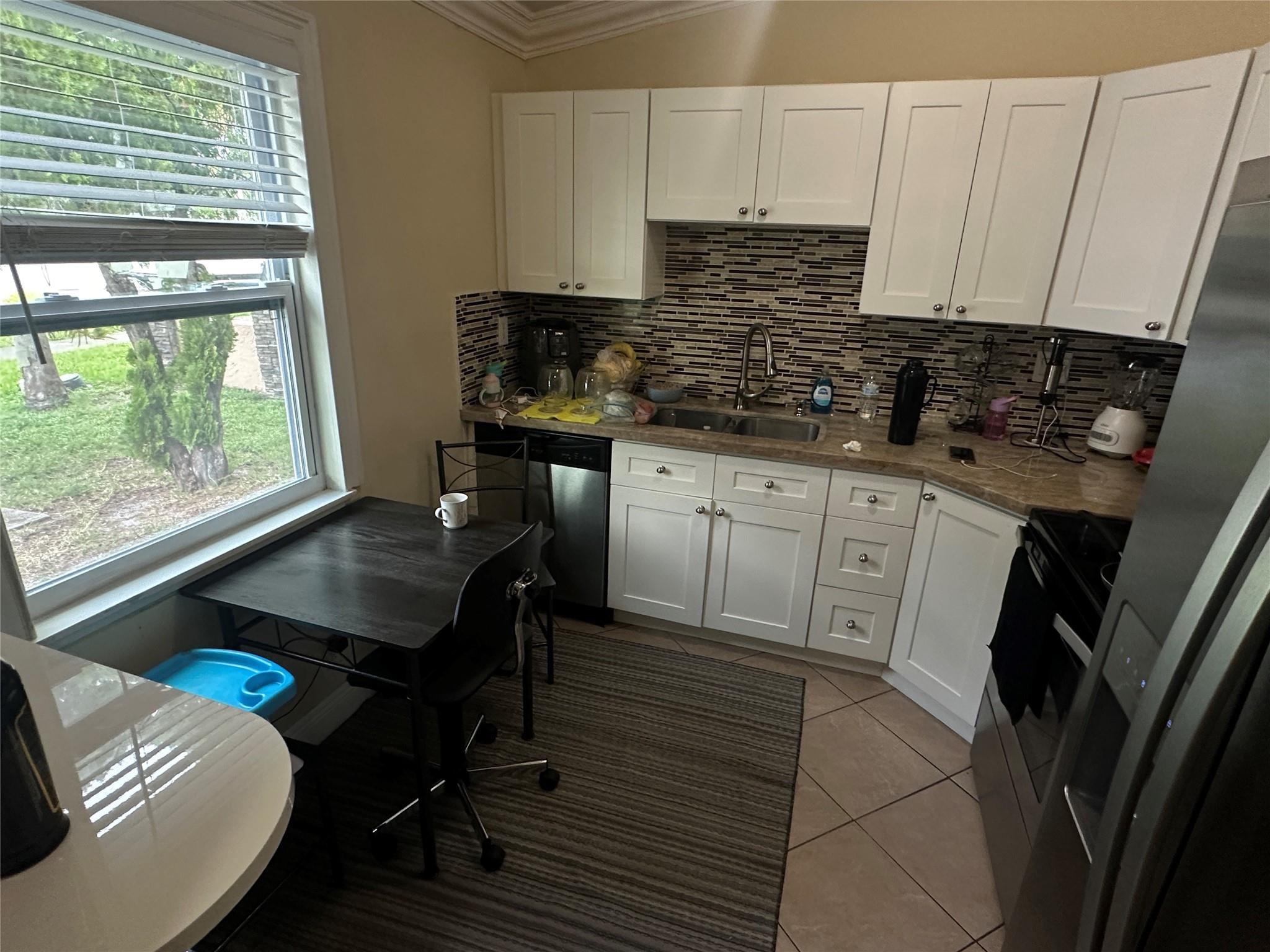 WOODSETTER NORTH 115-28B - Residential Lease