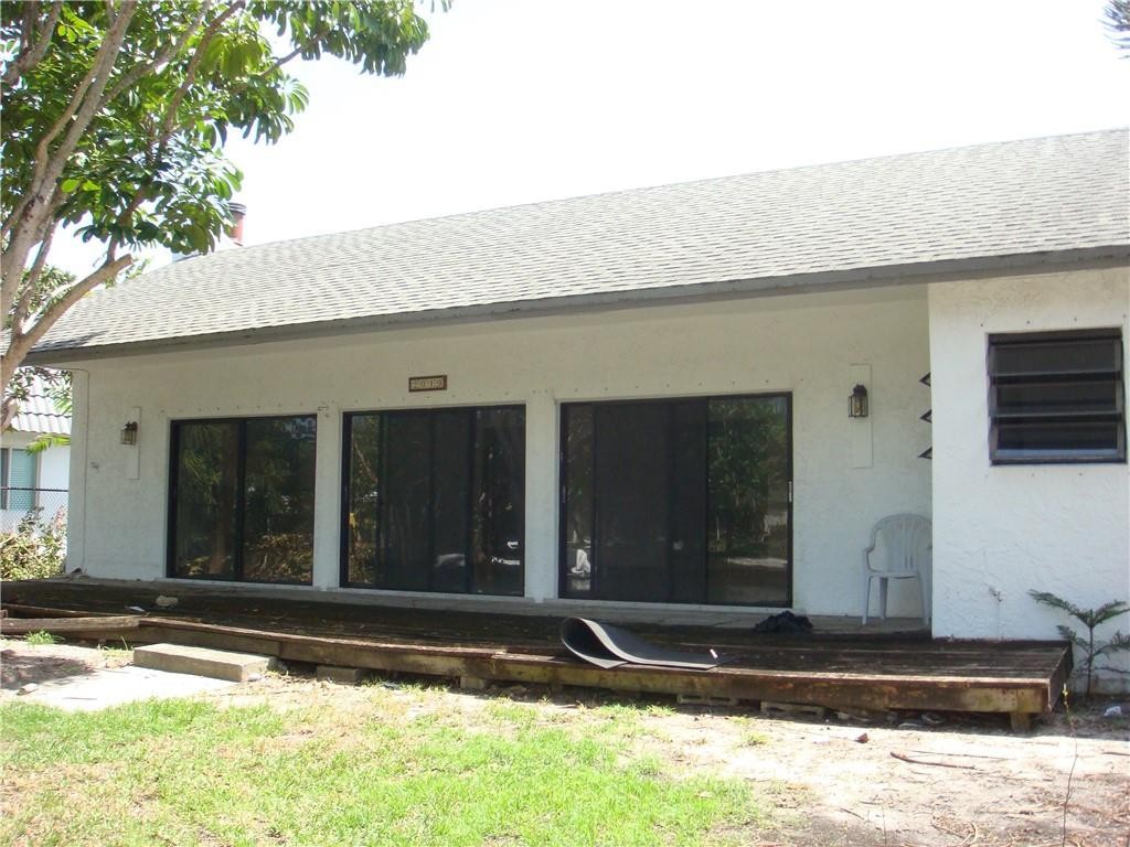 Lauder Gate Isles 28-17 B - Residential