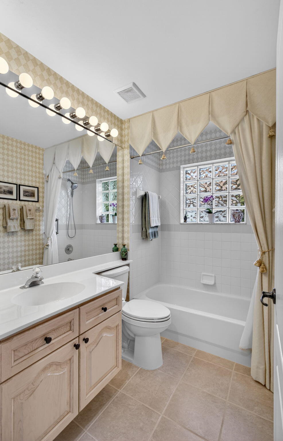 PGA RESORT COMMUNITY OF AUGUSTA AT EAGLETON - Residential