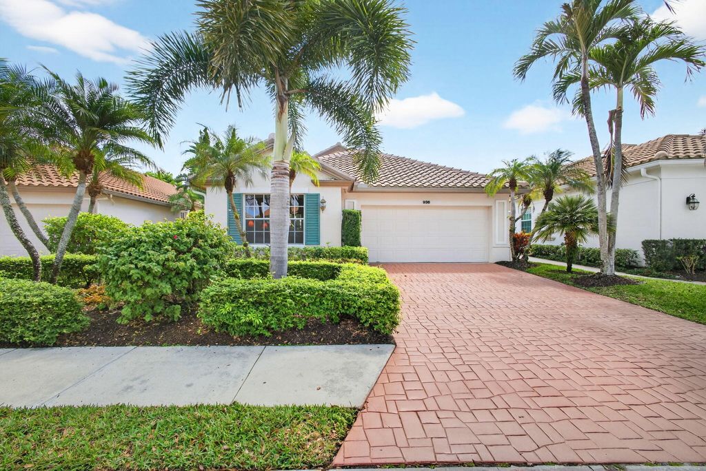 Photo of 936 Augusta Pointe Dr, Palm Beach Gardens, FL 33418 (MLS # B26001031)