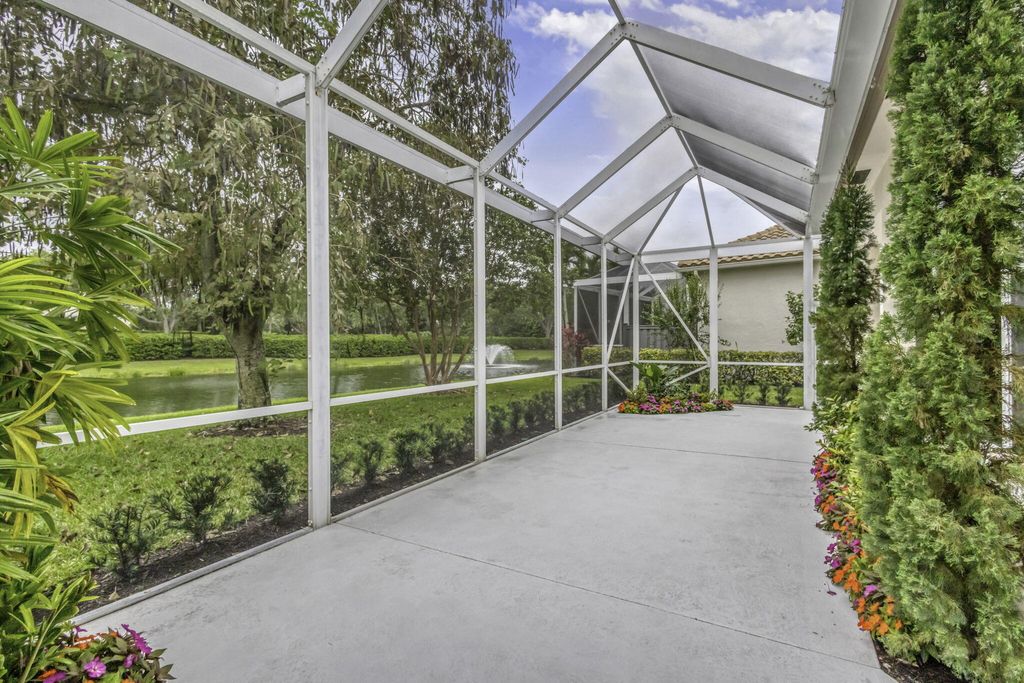 Photo of 936 Augusta Pointe Drive, Palm Beach Gardens, FL 33418 (MLS # B26001031)