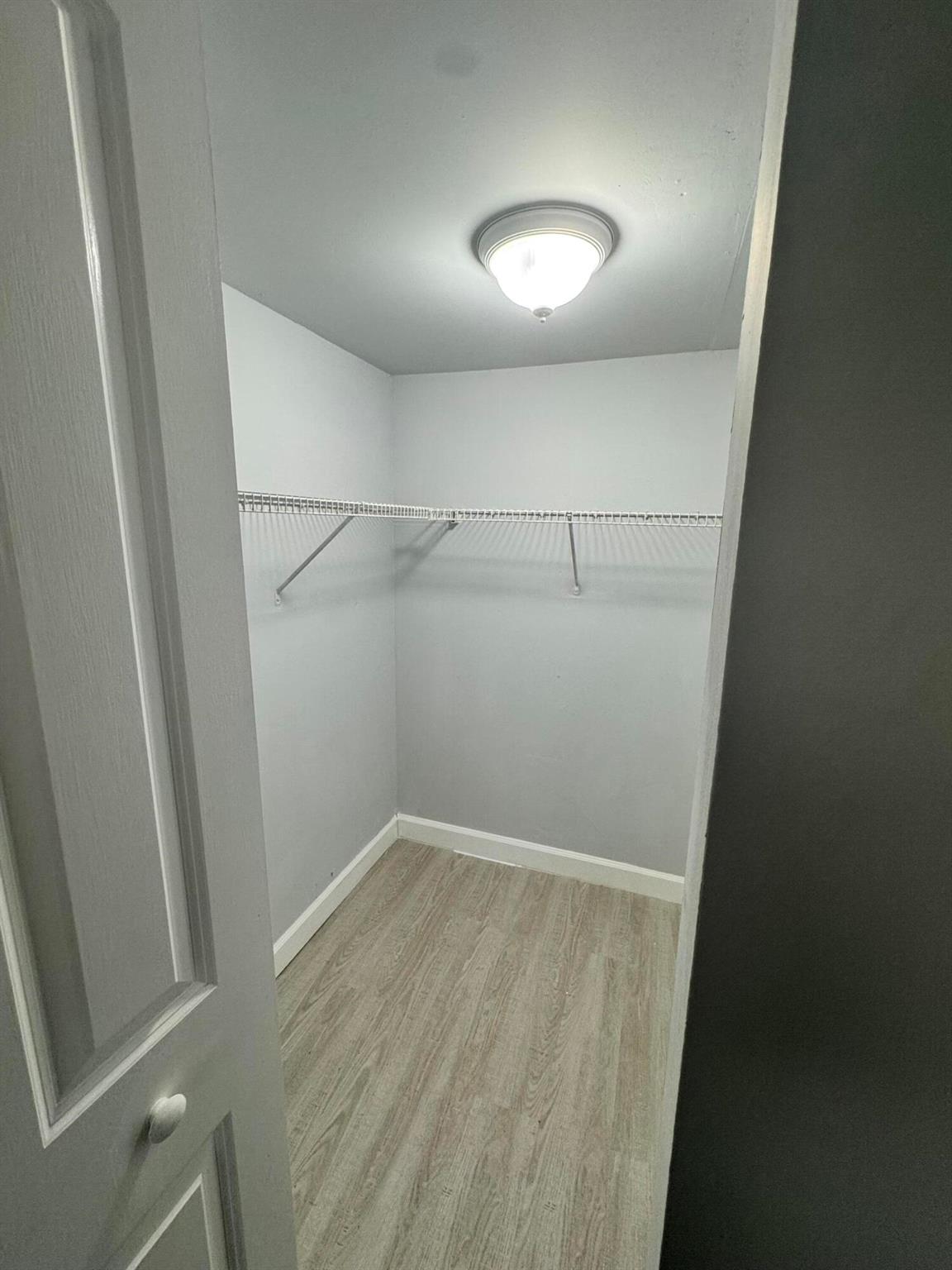 VERSAILLES GARDENS CONDO - Residential Lease